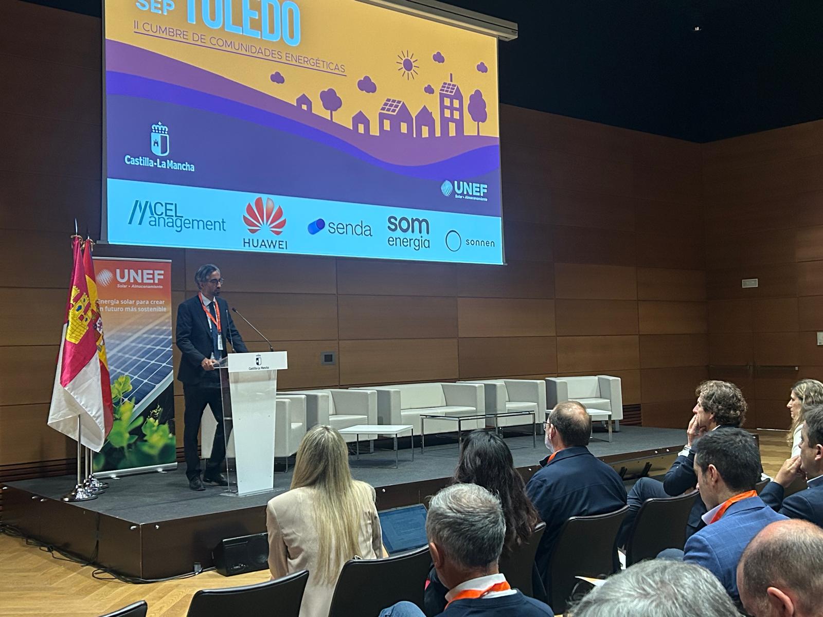 Miguel Rodrigo, dir...