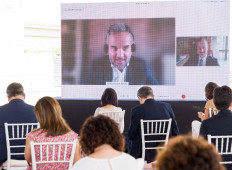 Antonio López-Nicolás, director general de Energía de la Comisión Europea; y William Walsh, CEO de la Agencia Irlandesa de la Energía; intervienen por videoconferencia
