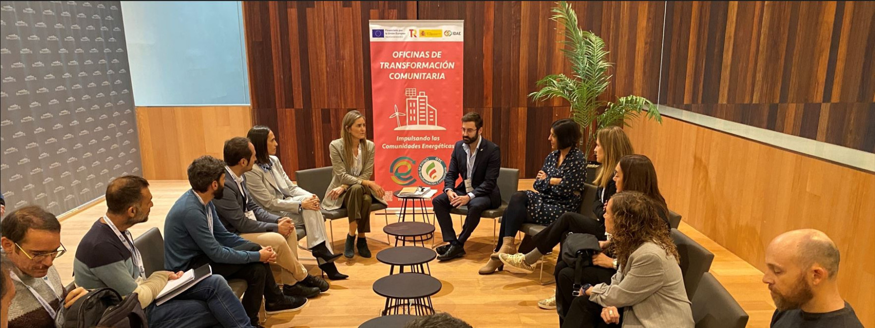 Reunión Sara Aagesen  con los promotores de las dos primeras Oficinas de Transformación Comunitaria previstas en Navarra 